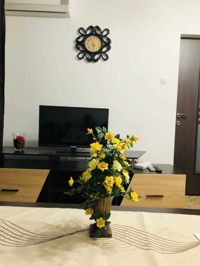 Apartament Ramo * Bucureşti